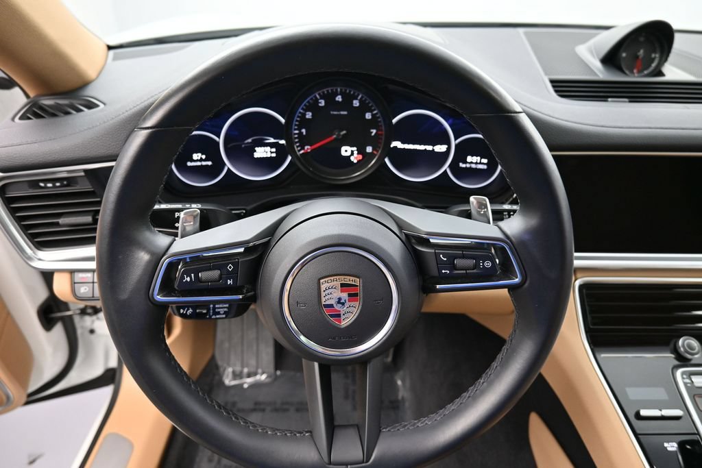 Certified 2023 Porsche Panamera 4S AWD/4WD image 11