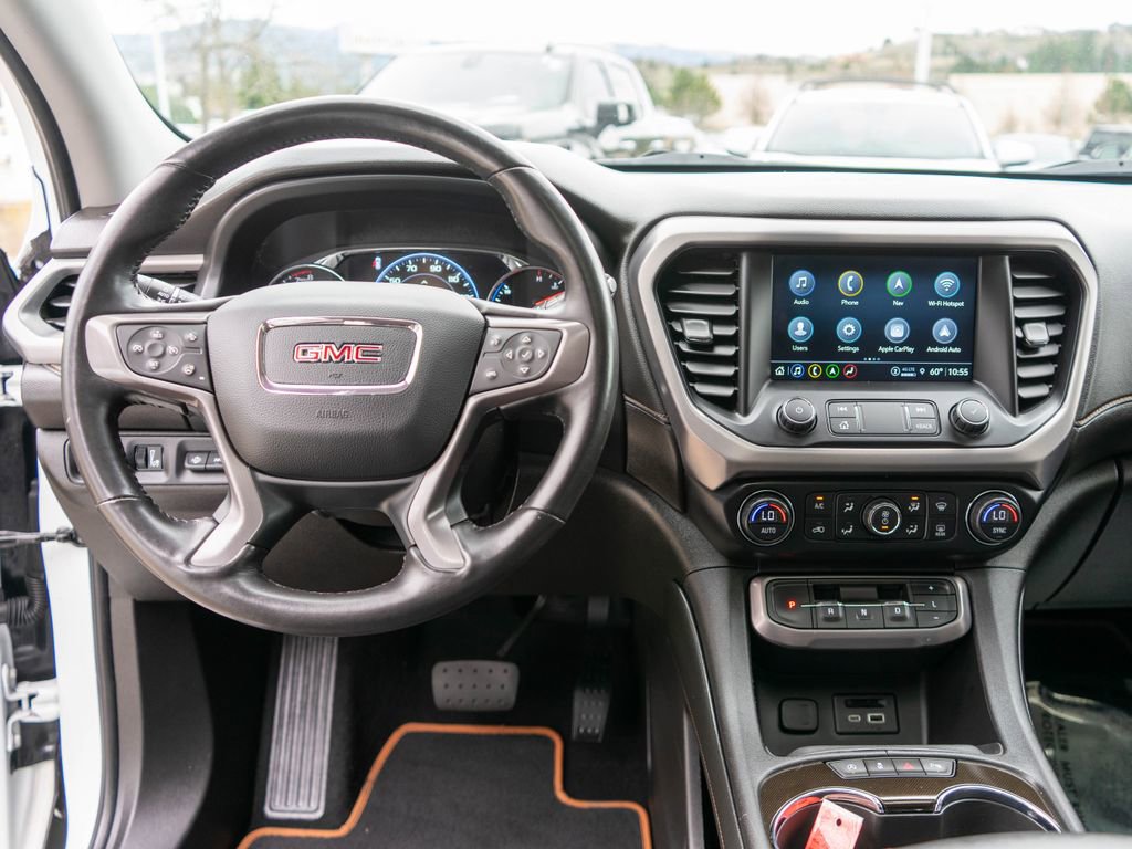 Used 2021 GMC Acadia AT4 w/ Technology Package image 17