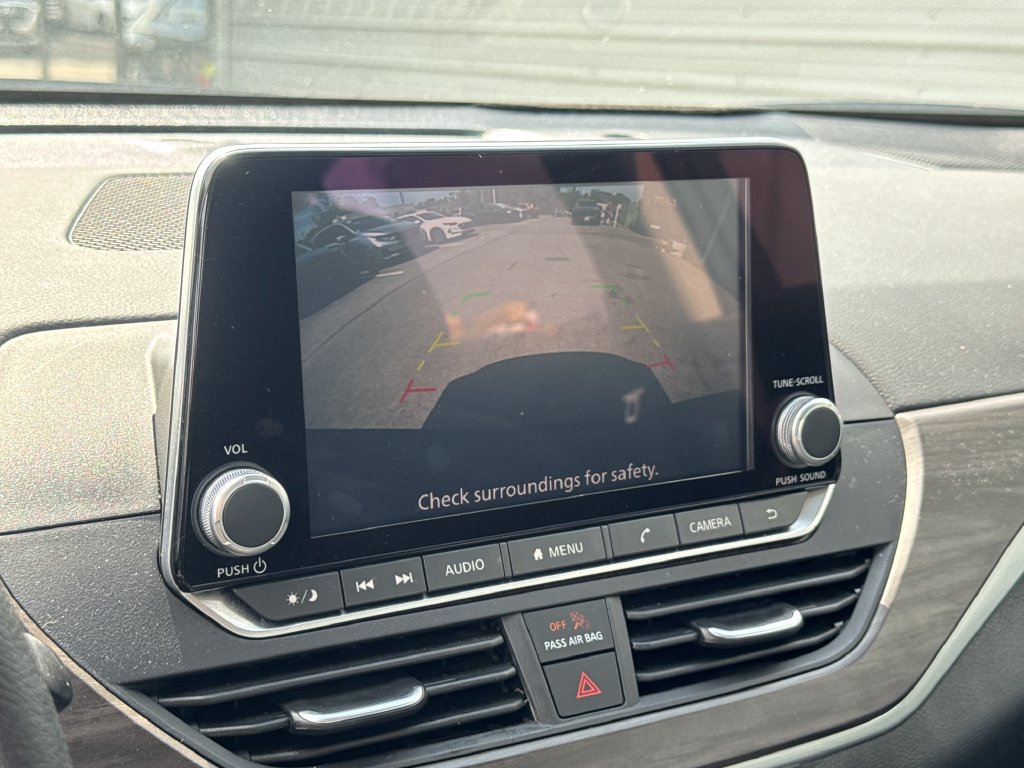 Used 2025 Nissan Altima 2.5 SV AWD/4WD image 20