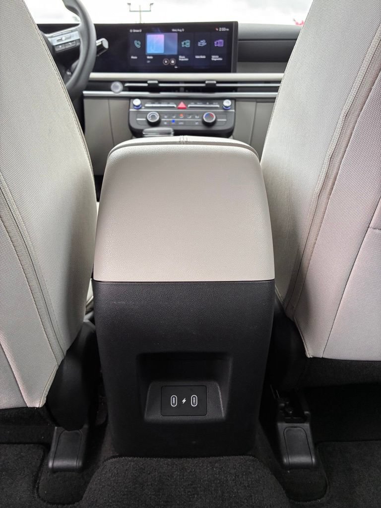 Used 2026 Hyundai Tucson SE AWD/4WD image 16