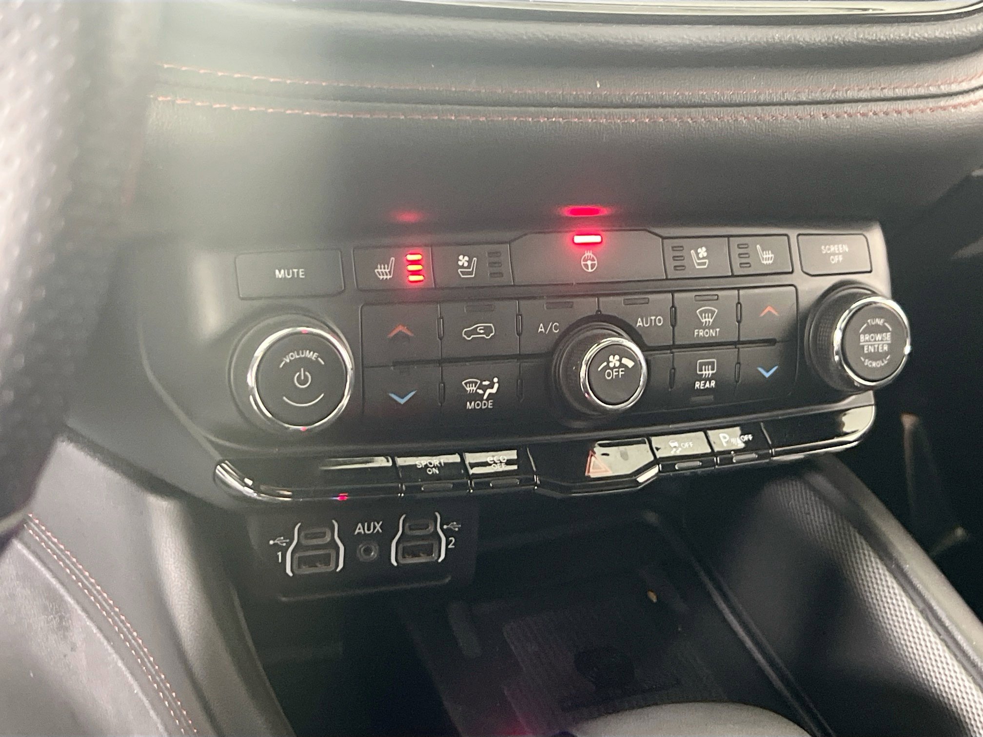 Used 2022 Dodge Durango R/T w/ Blacktop Package image 16