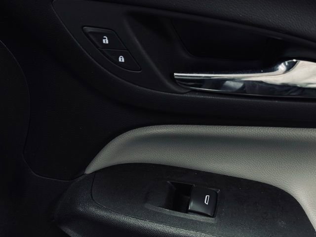 Used 2024 Chevrolet Equinox LT image 15