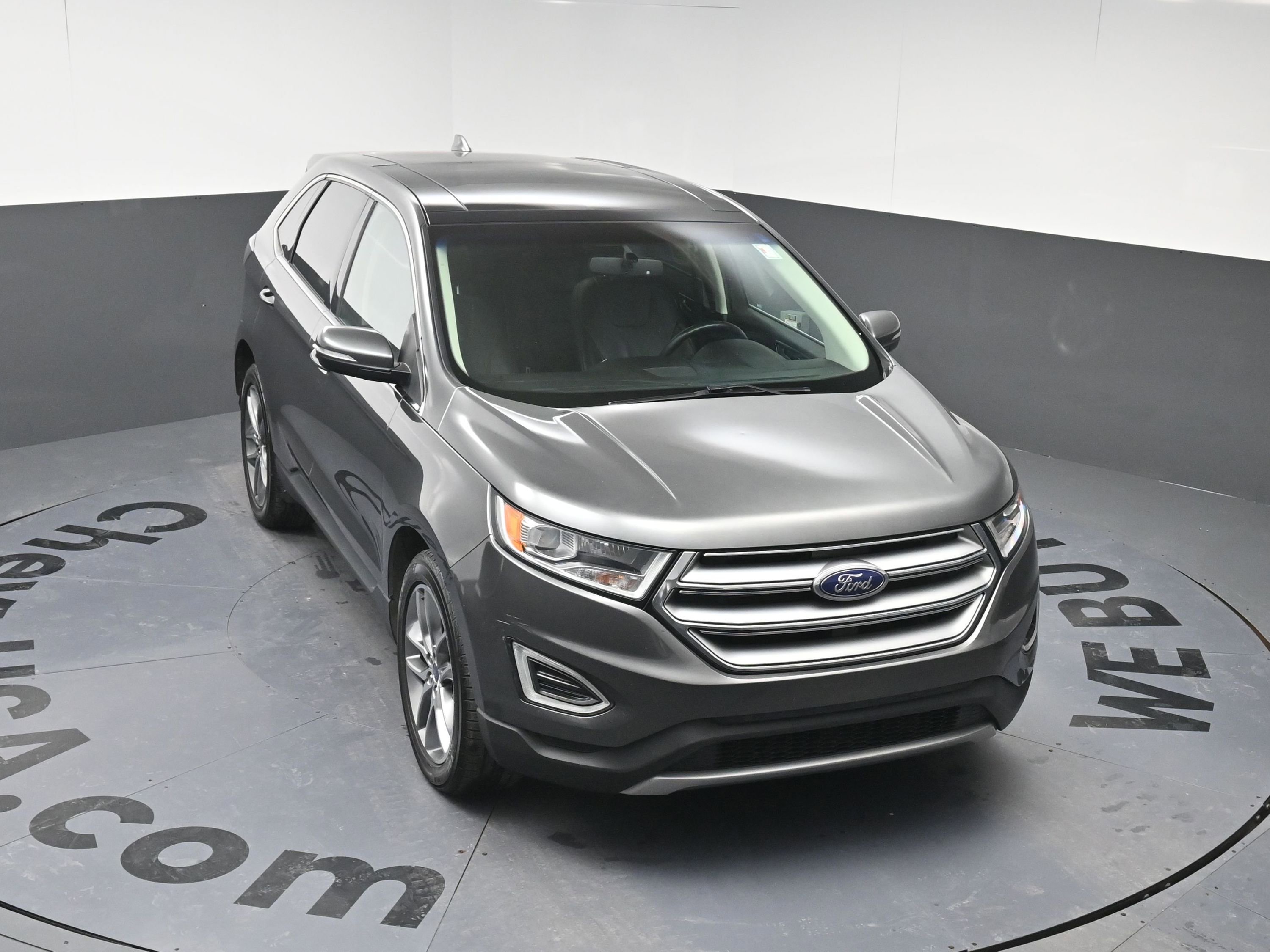 Used 2016 Ford Edge Titanium w/ Equipment Group 301A AWD/4WD image 32