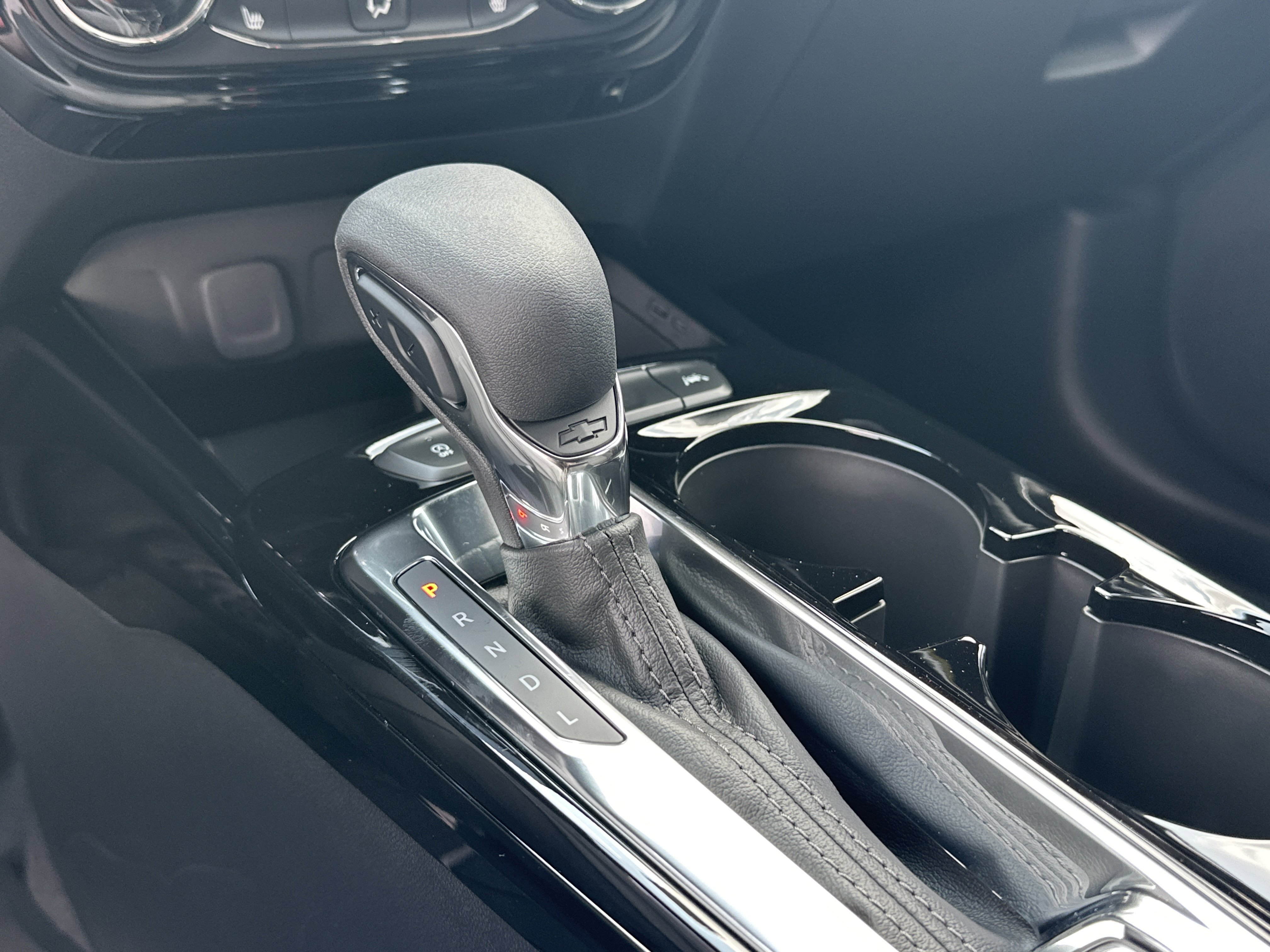 New 2026 Chevrolet Trax LT w/ Driver Confidence Package FWD image 31