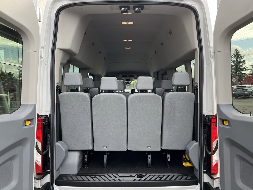 Used 2019 Ford Transit 350 XLT image 9
