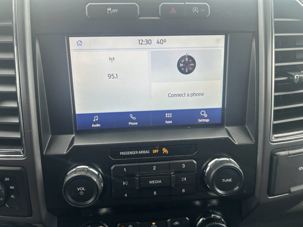 Used 2019 Ford F150 XLT w/ Trailer Tow Package image 21