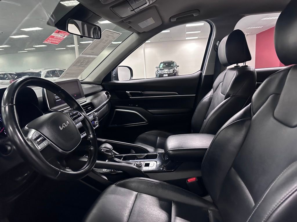Used 2022 Kia Telluride LX image 15