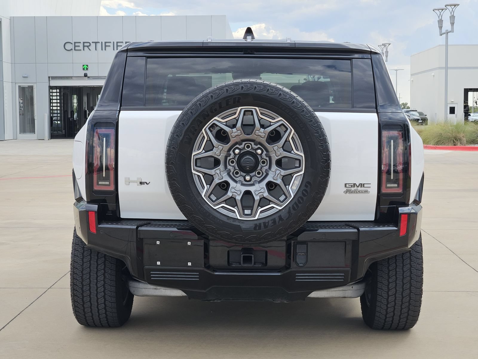Used 2025 GMC Hummer EV 3X AWD/4WD image 8