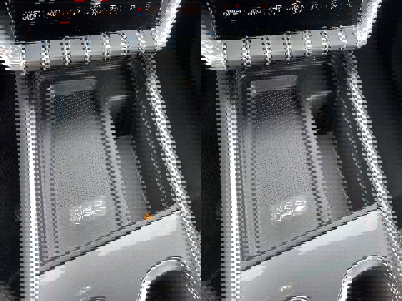 Used 2025 GMC Acadia Elevation image 16