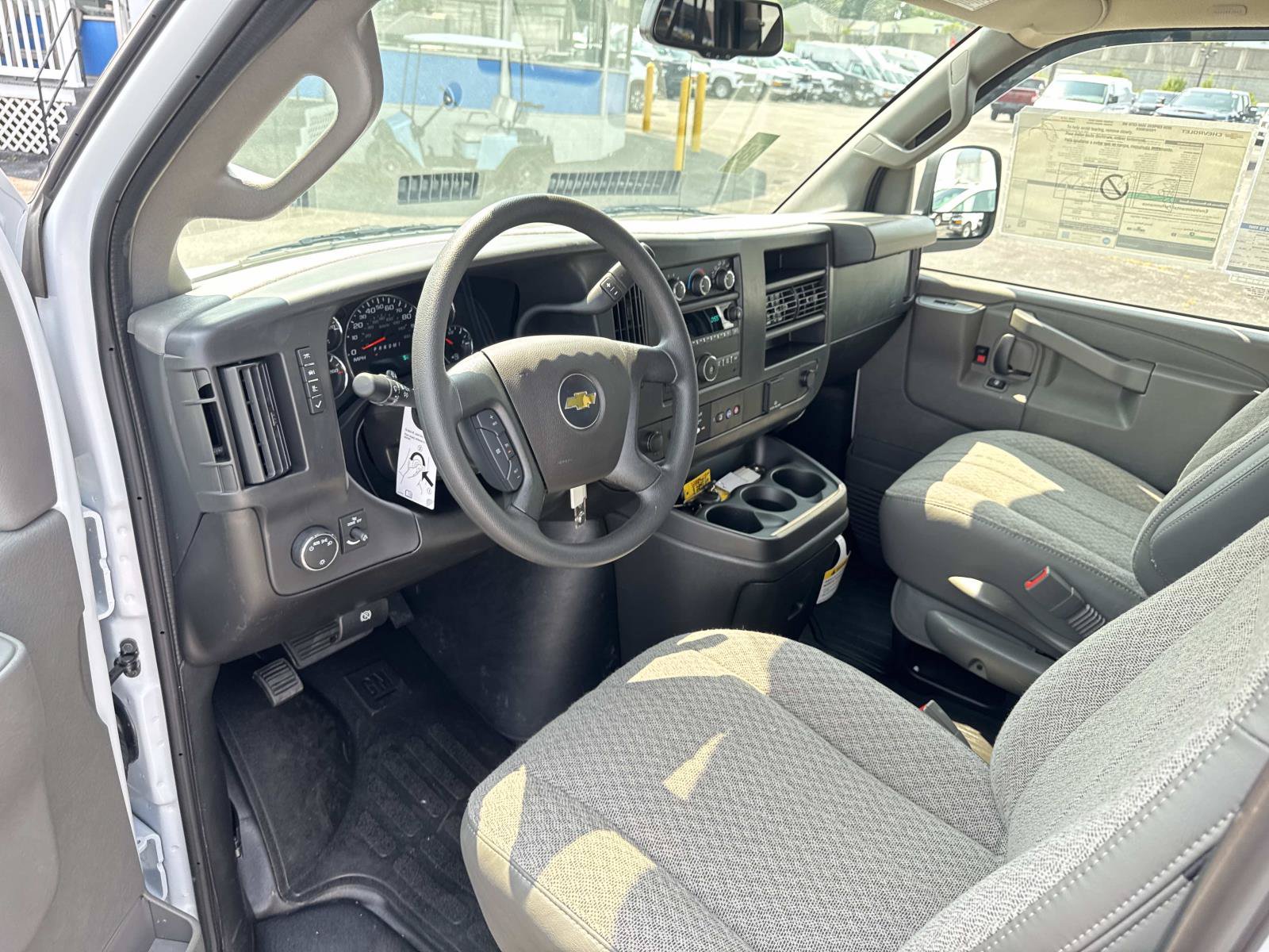 New 2026 Chevrolet Express 3500 LS w/ Chrome Appearance Package RWD image 19