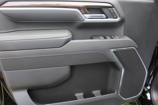 New 2025 Chevrolet Silverado 2500 LT w/ Z71 Chrome Sport Edition image 9