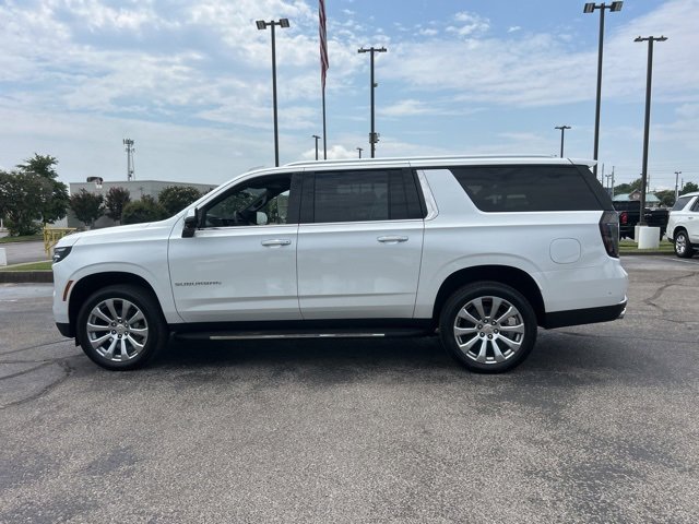 New 2025 Chevrolet Suburban Premier image 6