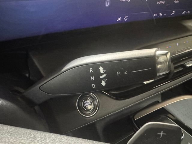 Used 2025 Buick Enclave Avenir w/ Super Cruise Package image 22