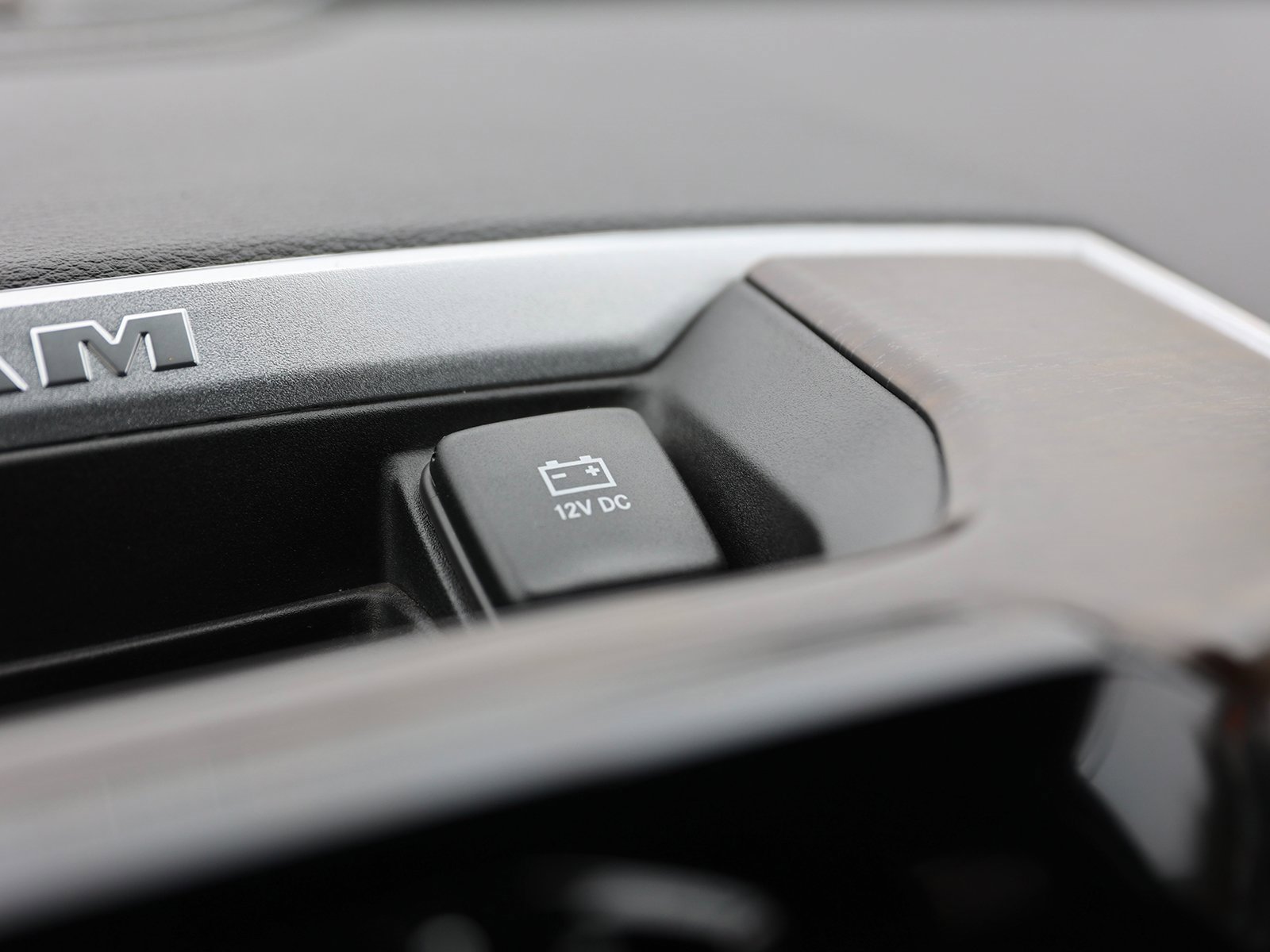 Used 2024 RAM 2500 Laramie w/ Safety Group image 29