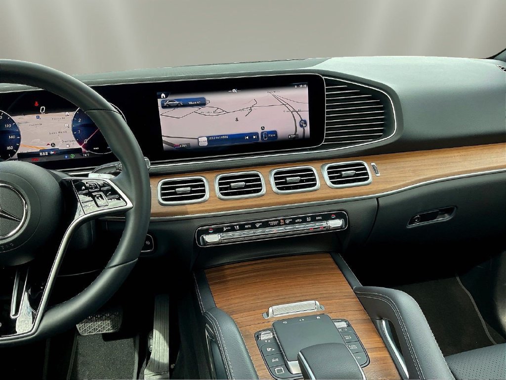 Certified 2025 Mercedes-Benz GLE 350 4MATIC image 11