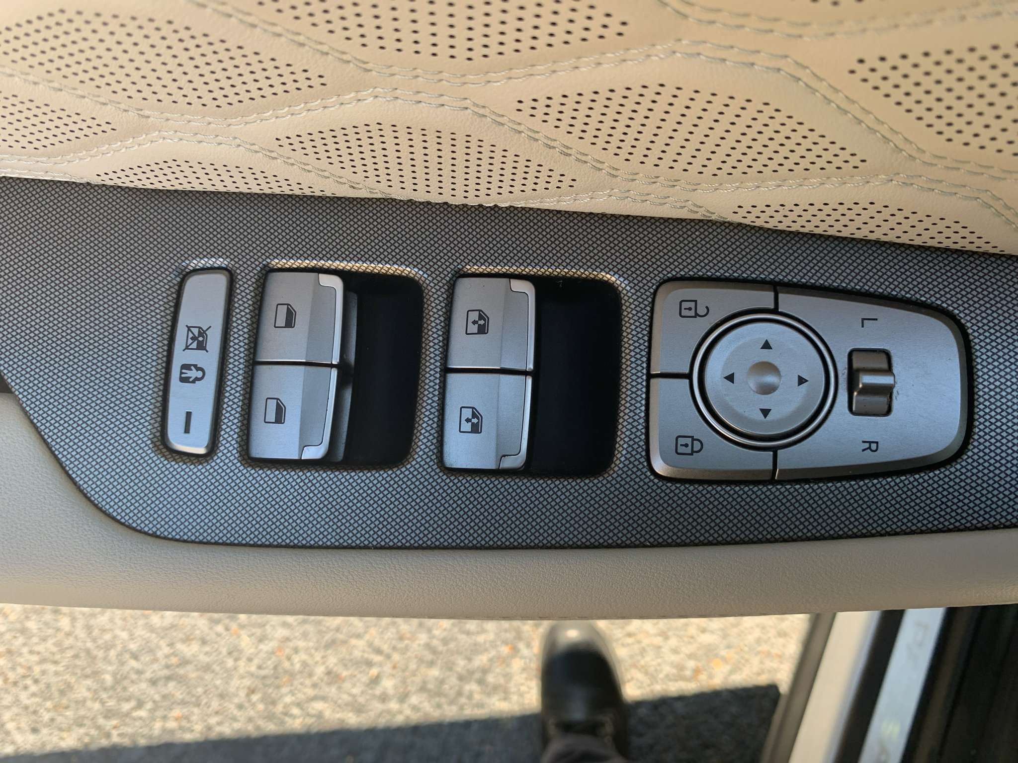 Used 2020 Hyundai Palisade Limited AWD/4WD image 28