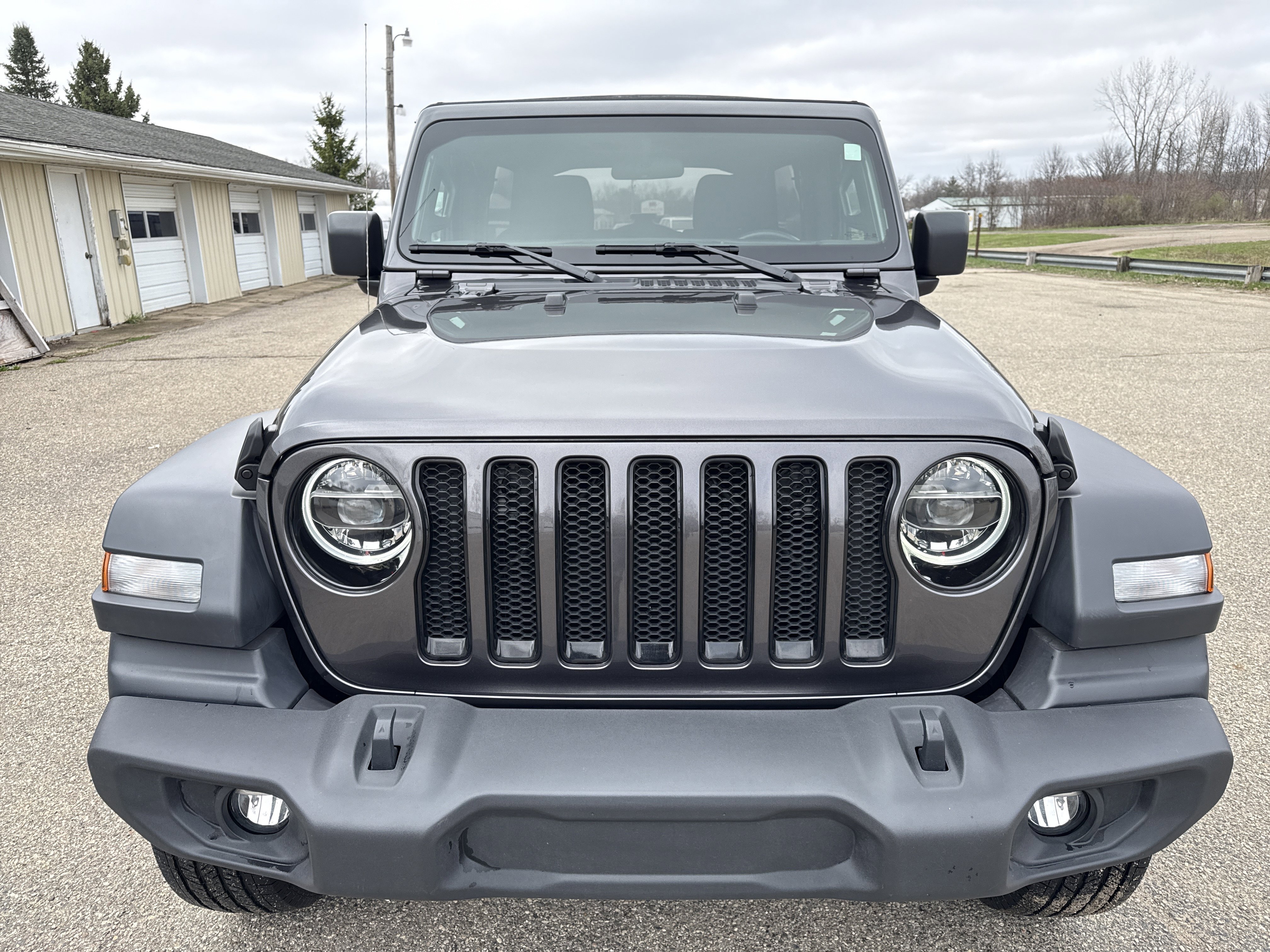 Used 2020 Jeep Wrangler Unlimited Sport AWD/4WD image 12