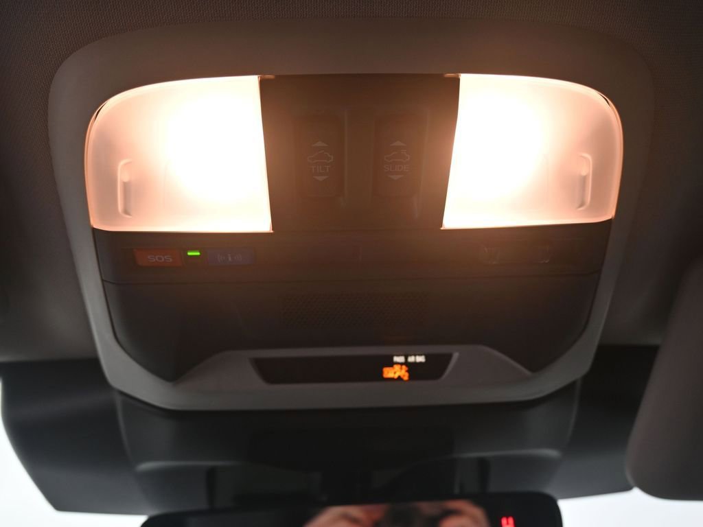 Certified 2025 Subaru Crosstrek 2.0i Premium image 11