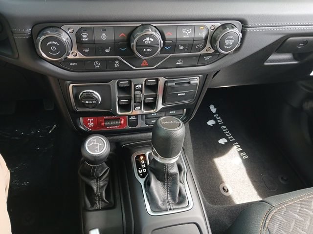 New 2026 Jeep Gladiator Mojave AWD/4WD image 15