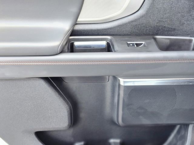 Used 2025 Ford Expedition Active image 10