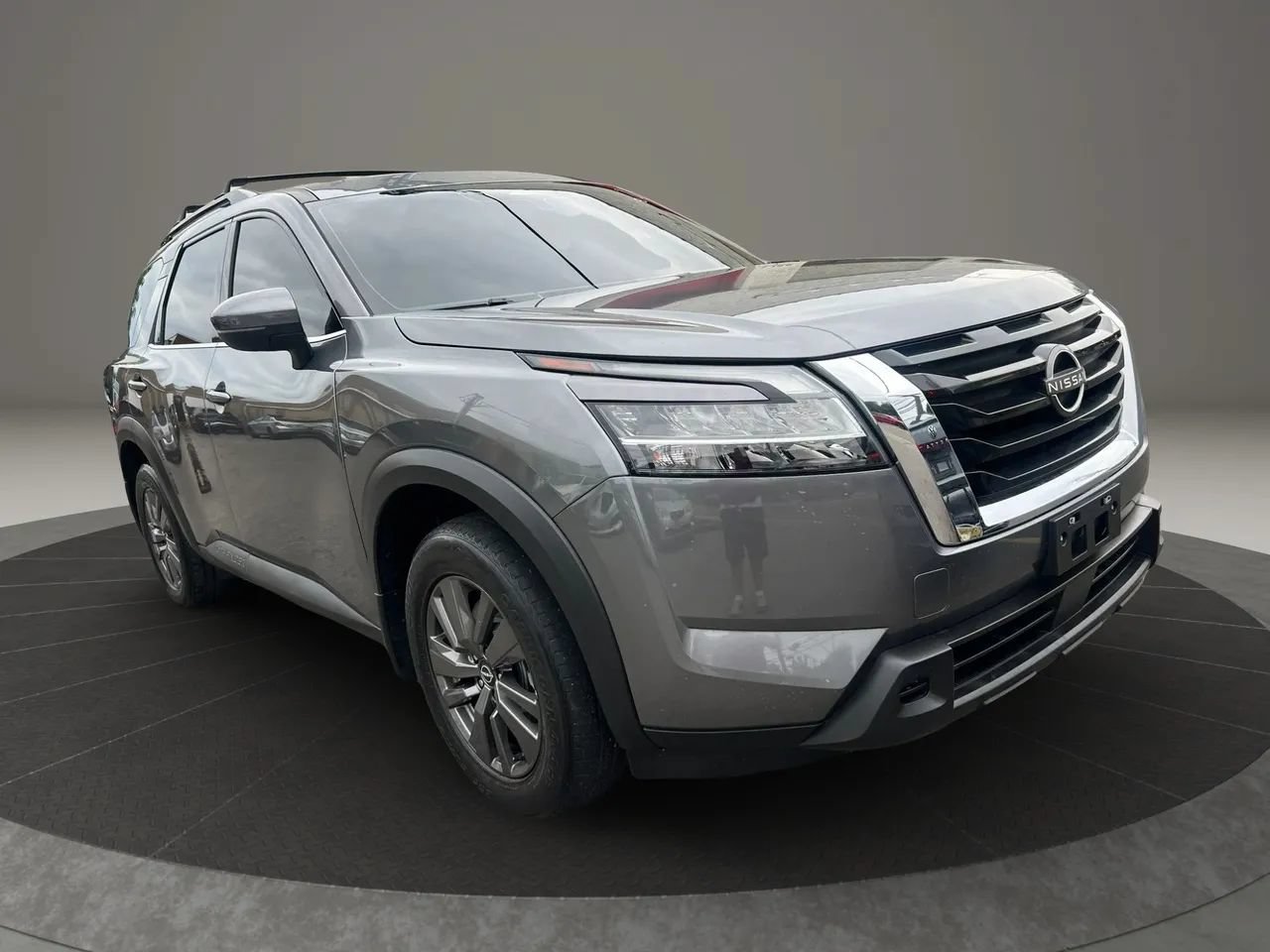 Used 2022 Nissan Pathfinder SV w/ SV Premium Package AWD/4WD image 3