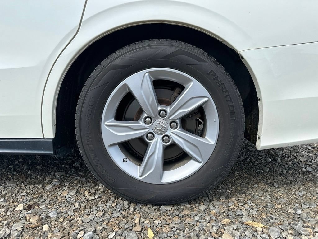 Used 2019 Honda Odyssey EX image 5