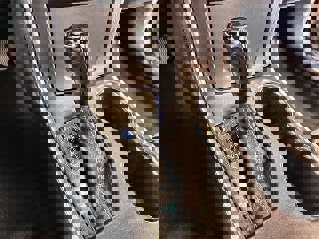 Used 2016 Toyota Camry SE image 32