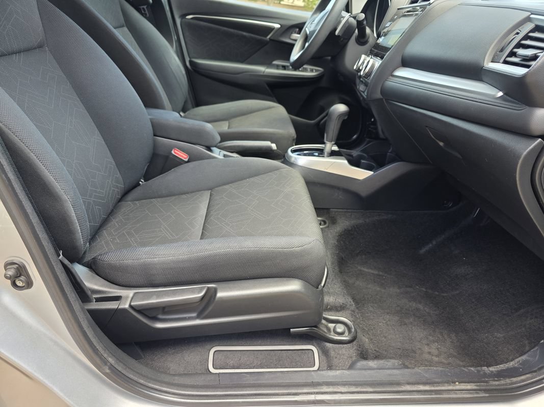 Used 2015 Honda Fit EX image 25
