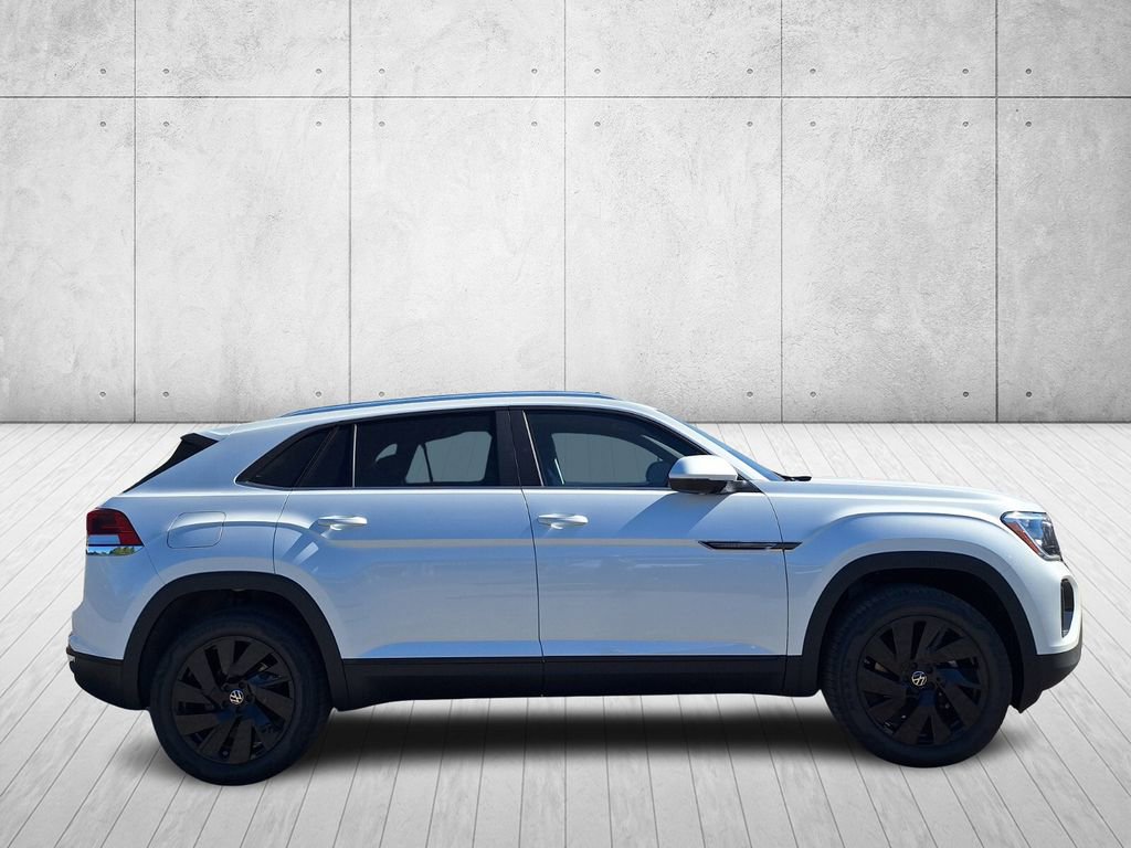 New 2026 Volkswagen Atlas Cross Sport SE image 4