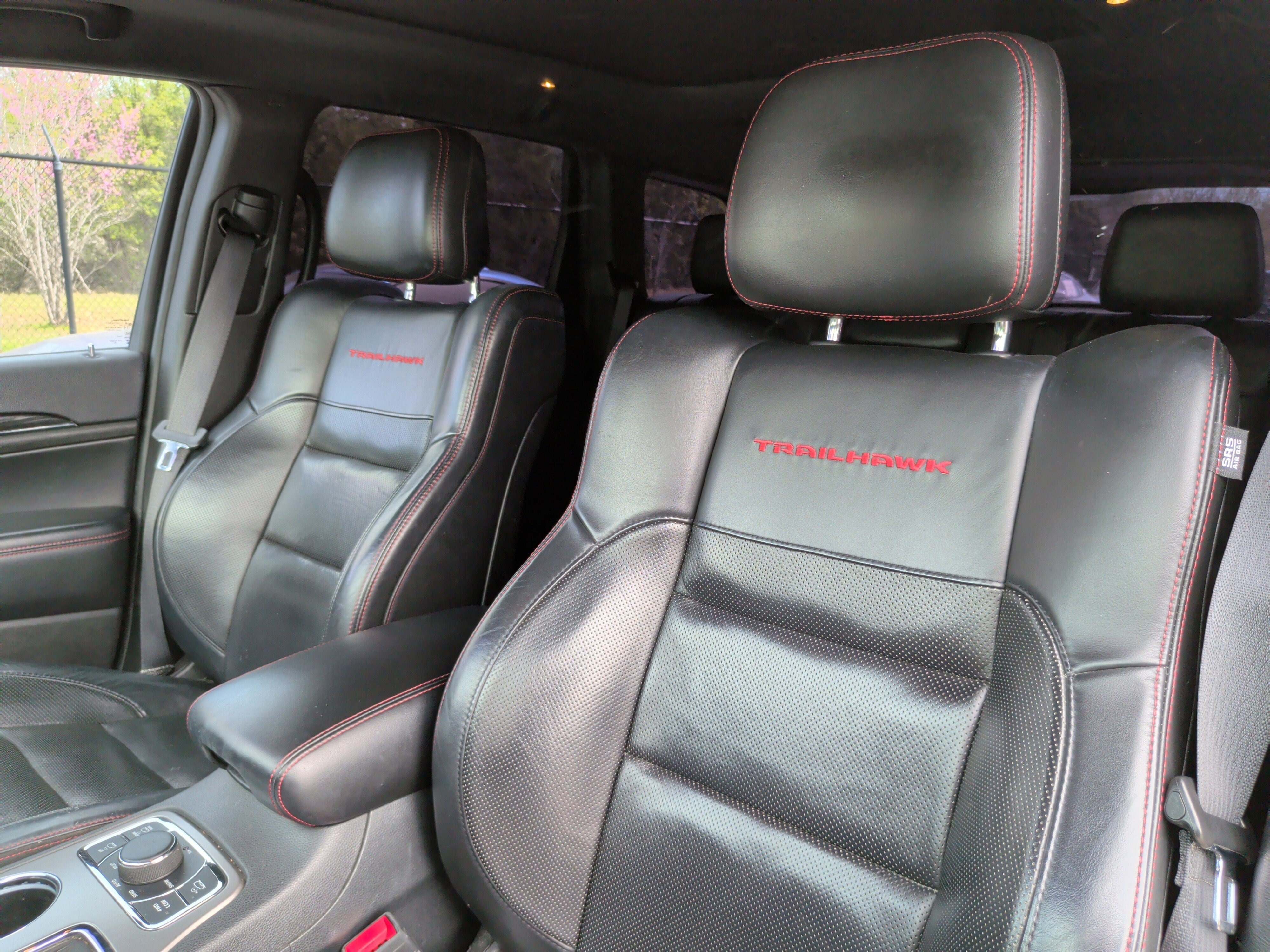 Used 2019 Jeep Grand Cherokee Trailhawk w/ Trailhawk Luxury Group image 23