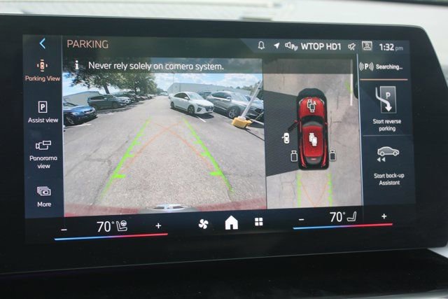 Used 2025 BMW X2 xDrive28i w/ Premium Package image 19