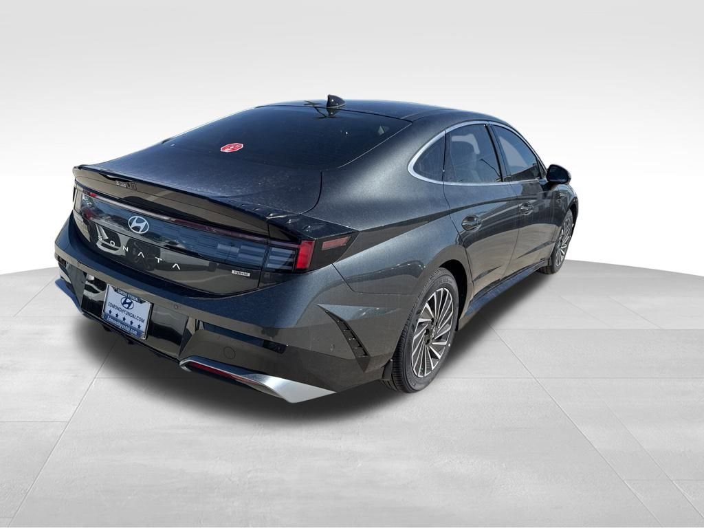 New 2026 Hyundai Sonata Limited image 4