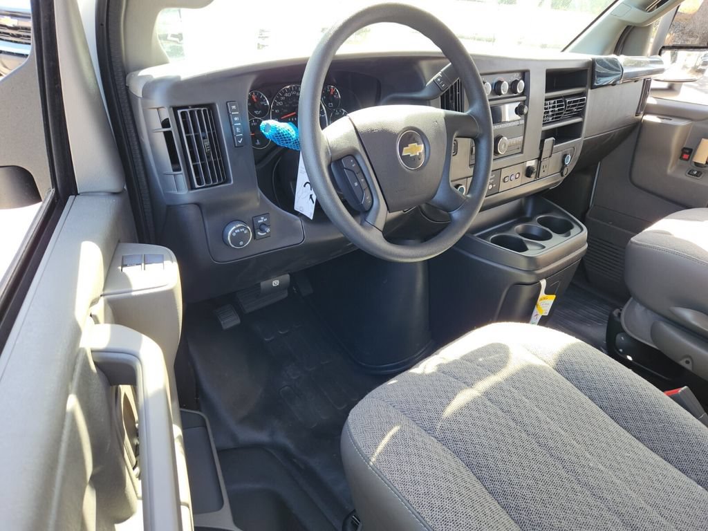 New 2025 Chevrolet Express 3500 w/ Power Convenience Package RWD image 7