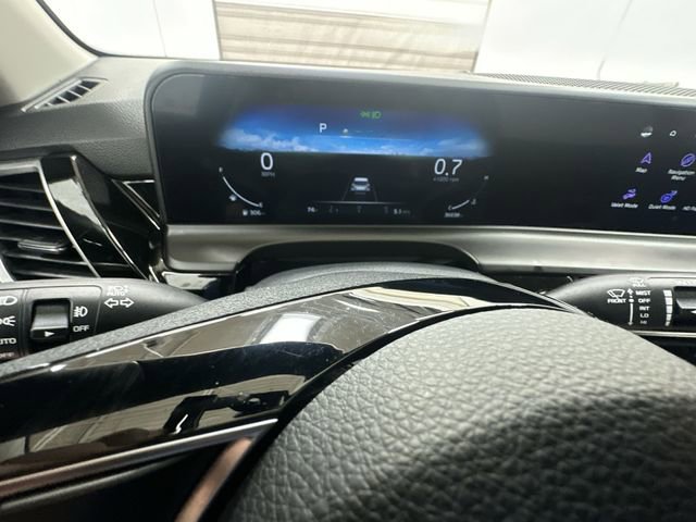 Certified 2025 Kia Seltos X-Line AWD/4WD image 11