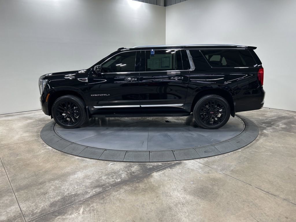 Used 2025 GMC Yukon XL Denali w/ LPO, Floor Liner Package image 8