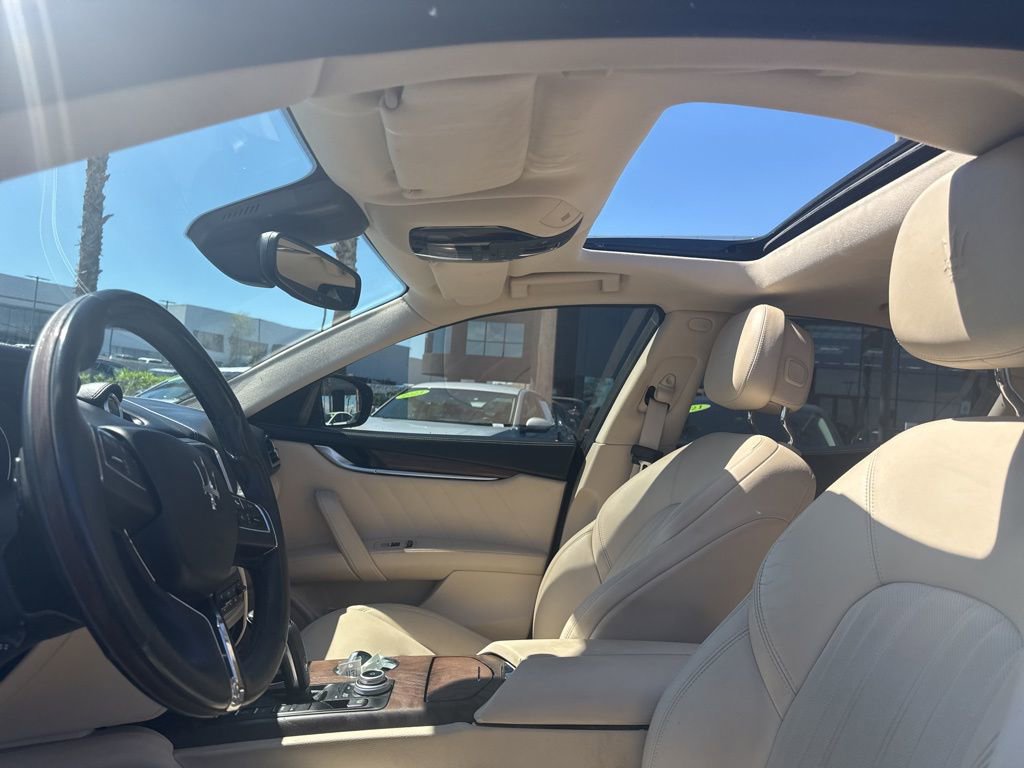 Used 2021 Maserati Ghibli image 22