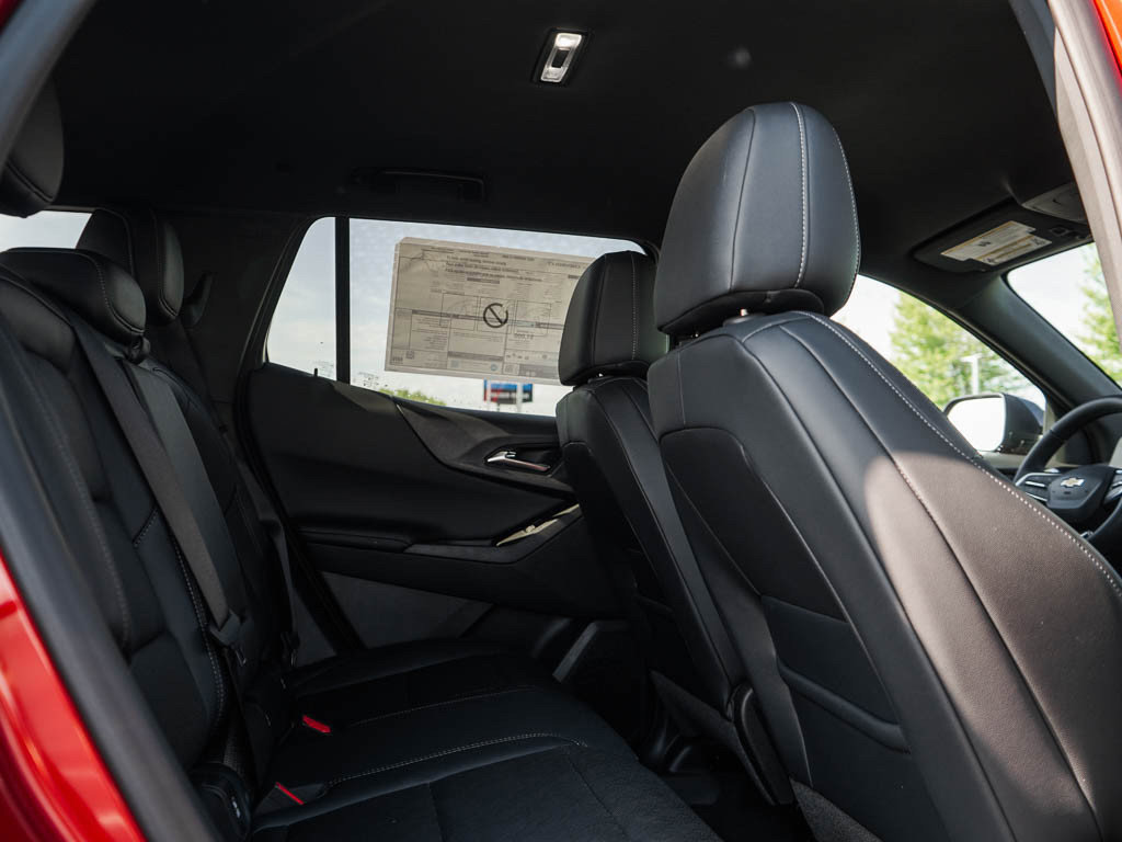 New 2027 Chevrolet Equinox LT w/ Convenience Package II AWD/4WD image 12