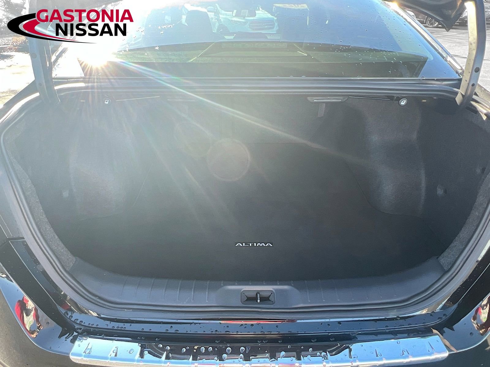 Used 2022 Nissan Altima 2.5 SR w/ Midnight Edition Package image 33