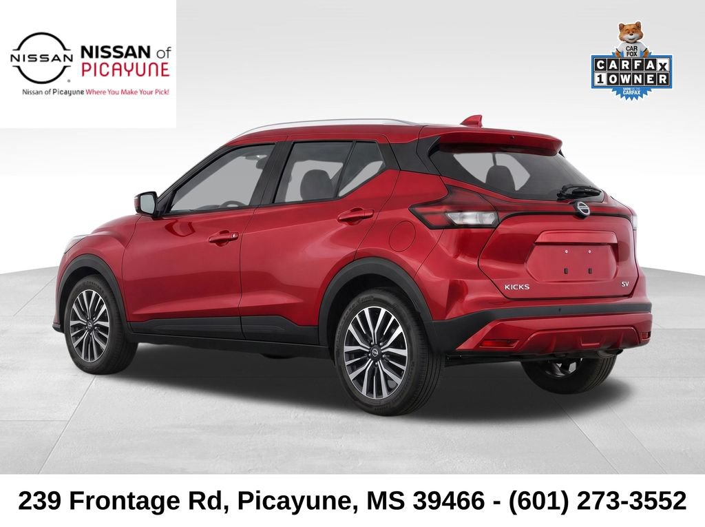 Used 2022 Nissan Kicks SV FWD image 3