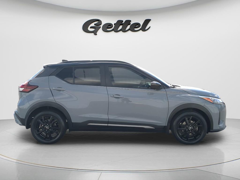 Certified 2023 Nissan Kicks SR w/ SR Premium Package FWD image 4