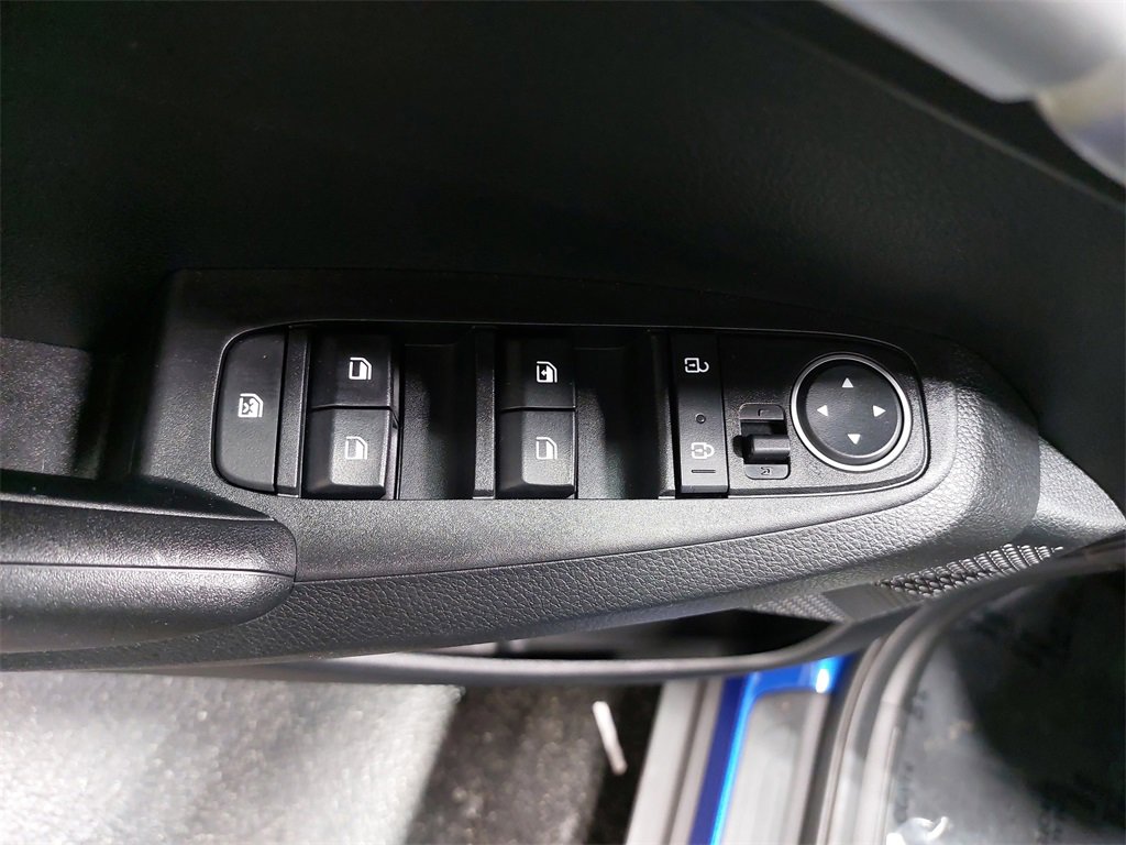 Used 2023 Kia Seltos LX image 27