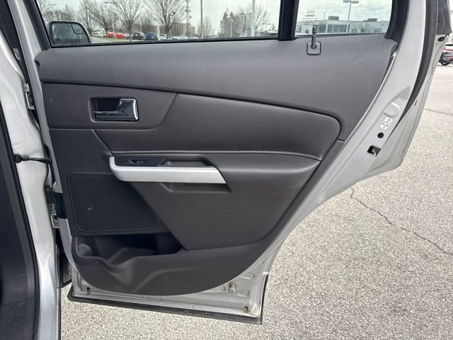 Used 2014 Ford Edge SE w/ Equipment Group 101A AWD/4WD image 39