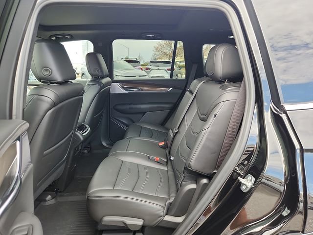 Certified 2025 Cadillac XT6 Premium Luxury w/ Platinum Package AWD/4WD image 10
