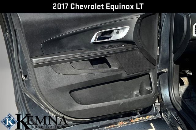 Used 2017 Chevrolet Equinox LT w/ Convenience Package image 19