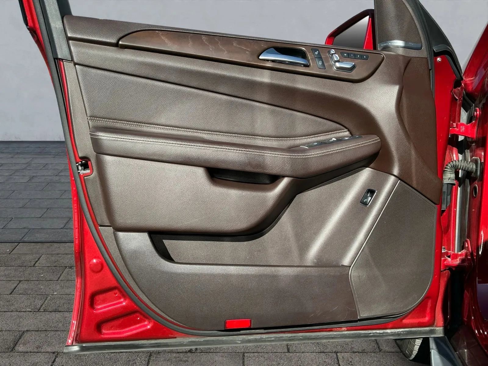 Used 2017 Mercedes-Benz GLS 450 GLS 450 Sport Utility 4D w/ Premium Package image 9