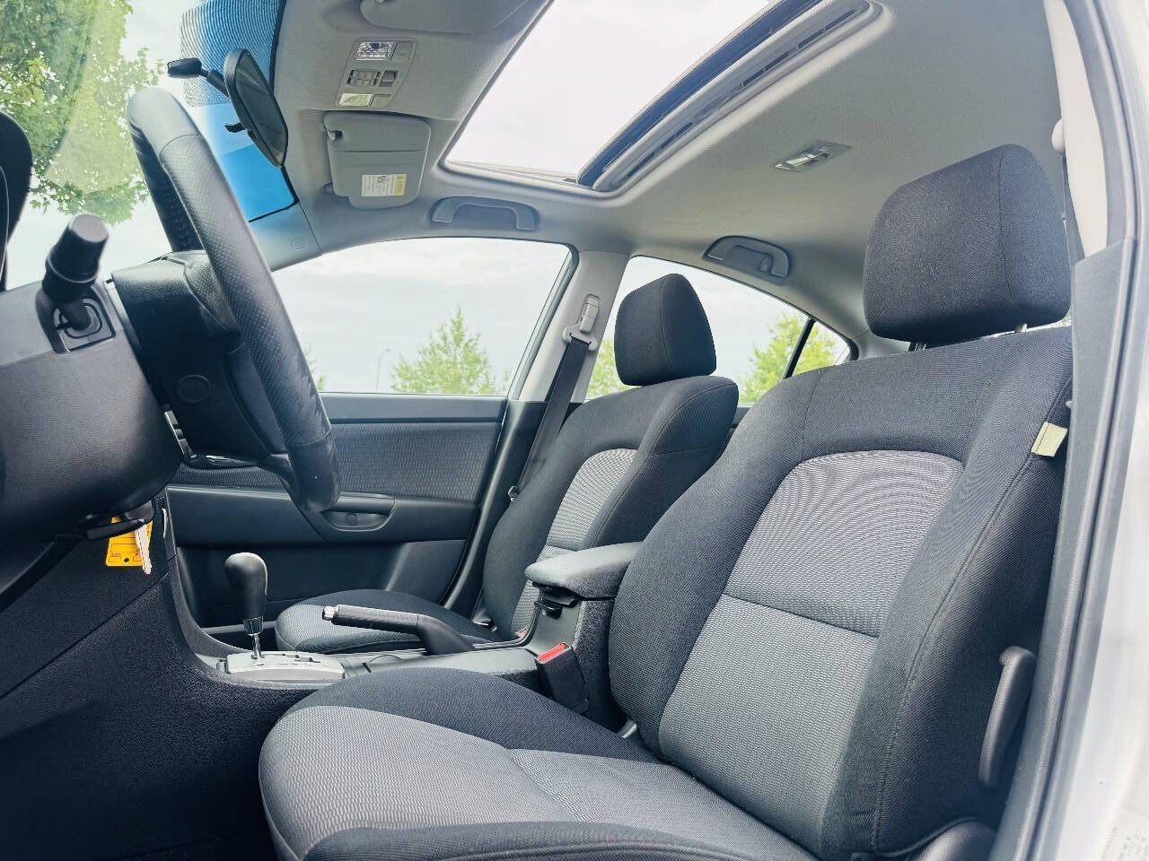 Used 2009 MAZDA MAZDA3 i Touring Value FWD image 10