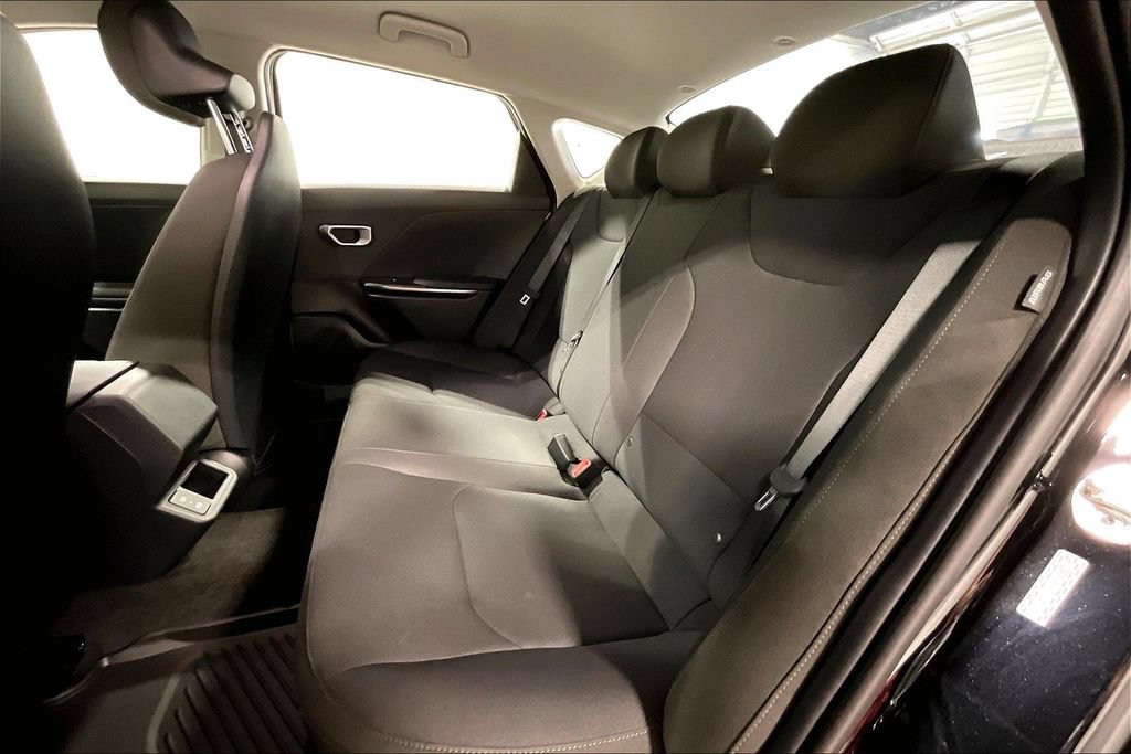 New 2026 Kia K4 FWD image 17