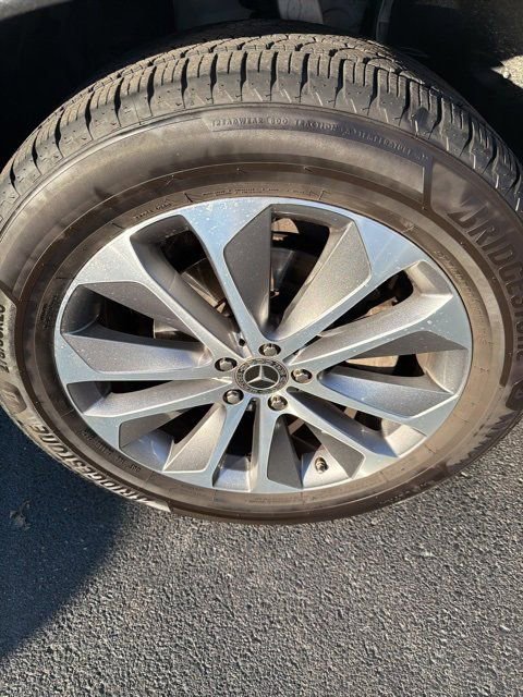 Used 2020 Mercedes-Benz GLE 350 image 2