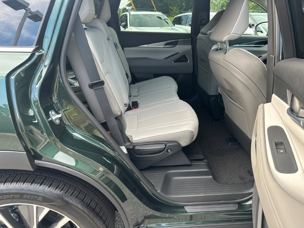 New 2027 INFINITI QX60 Luxe w/ Cargo Package FWD image 13