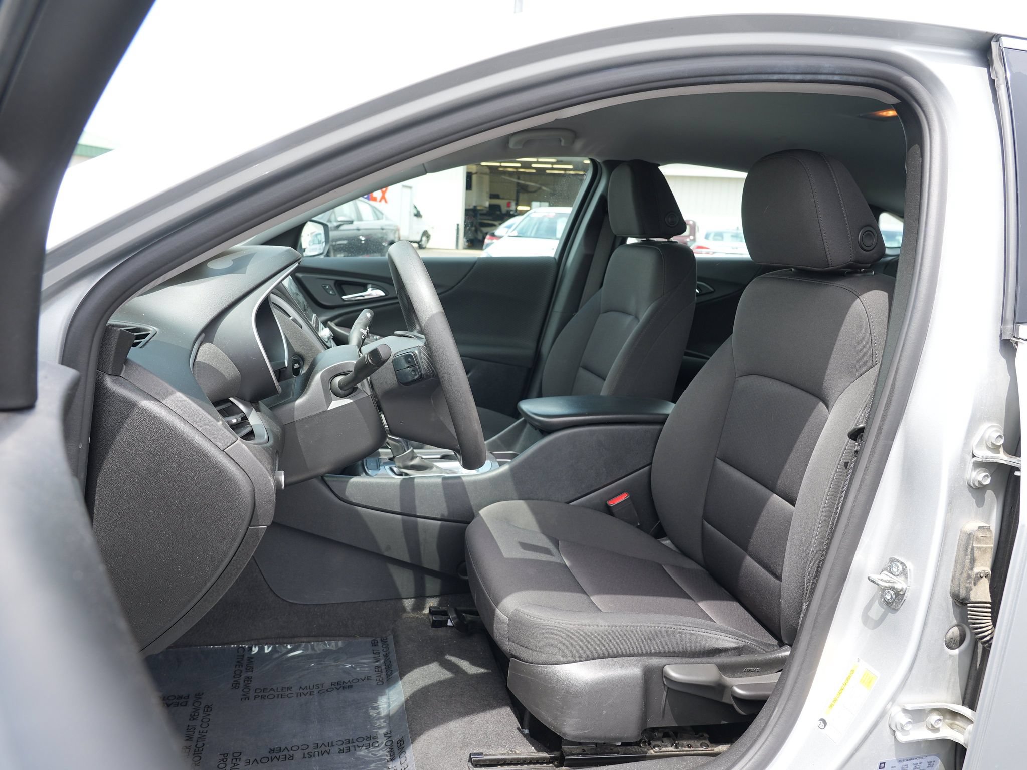 Used 2021 Chevrolet Malibu LS FWD image 13